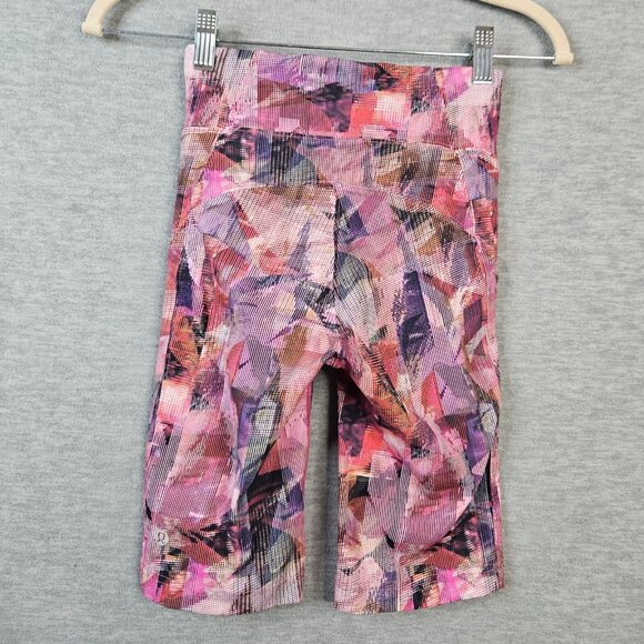 Lululemon On Pace Short Sun Dazed Multi Pink Women's workout Size 4 - Picture 10 of 12
